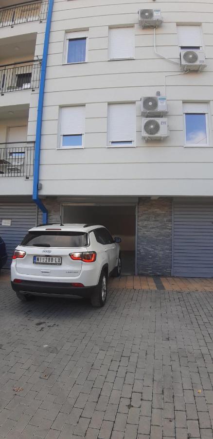 Cvetkovic Lux Аpartmani & Free Garaza Lägenhet Vrnjačka Banja Exteriör bild